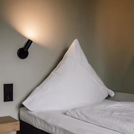 Zur Muehle - Am Fleth Otel 3*