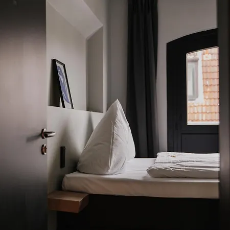 Otel Zur Muehle - Am Fleth 3*