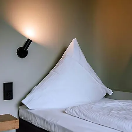 Hotel Zur Muehle - Am Fleth 3*